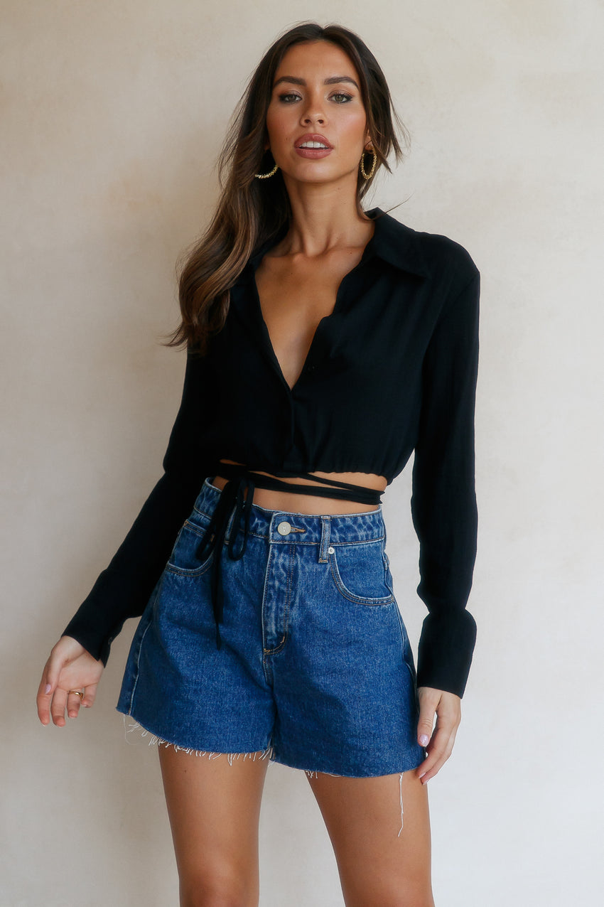 Peaches Crop Black